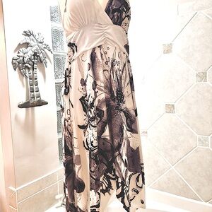 Elegant Black and White Floral Dress w sequence